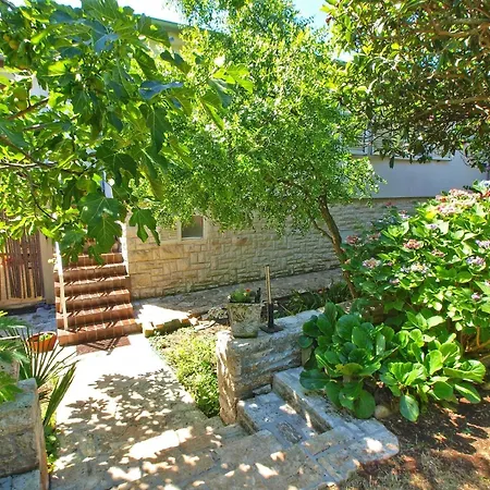 Apartment Fuer 2 Personen Ca 35 Qm In Premantura, Istrien Istrische Riviera *